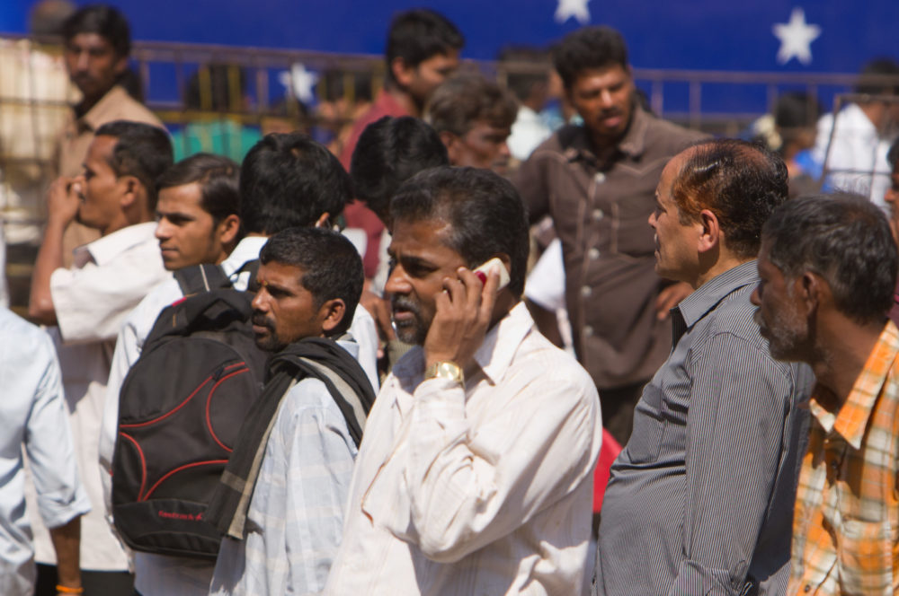唯一成長的智慧型手機市場 三星、小米在印度捉對廝殺
