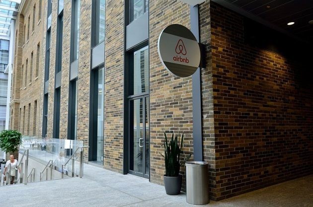 Airbnb宣布連續第二年獲利 正準備上市