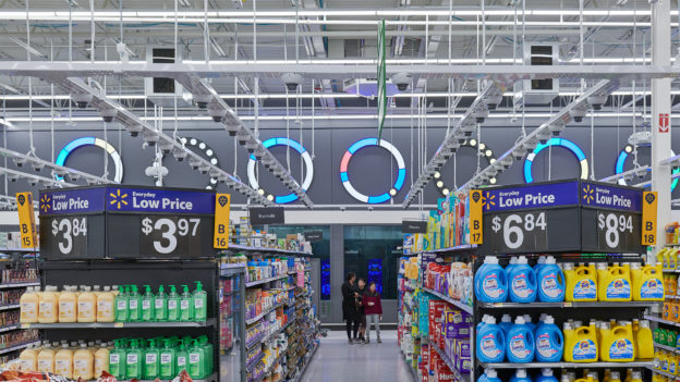 力抗亞馬遜無人店！Walmart推智慧零售實驗室靠AI正面迎戰