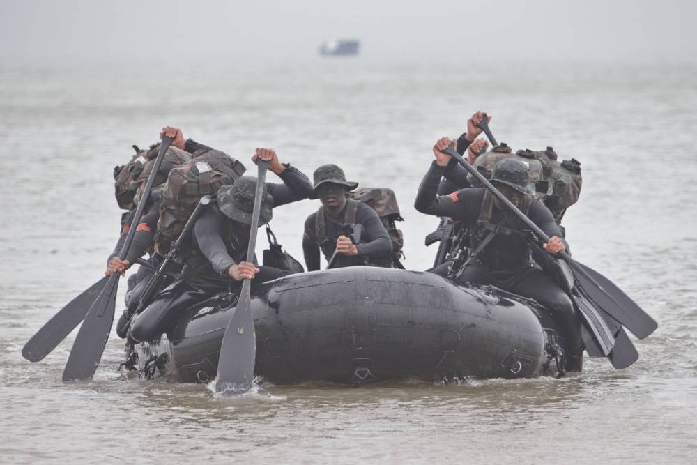 漢光演習肇意外 陸戰隊3員膠舟翻覆落海昏迷送醫搶救