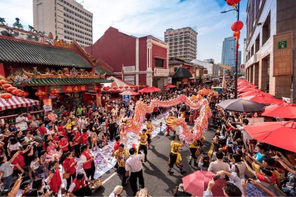 交友軟體始祖「拋柑」另類求姻緣 出國體驗馬來西亞式春節 招財又招桃花 9