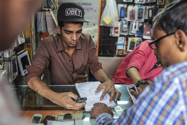 智慧型手機千元有找，印度政府積極推動行動支付
