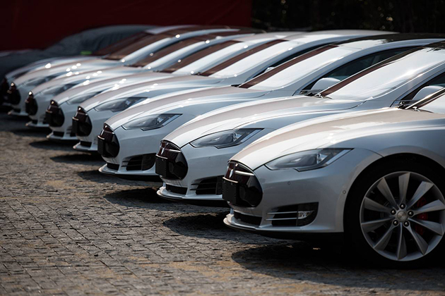 Tesla Model 3盛大交車 馬斯克宣布進入「量產地獄」