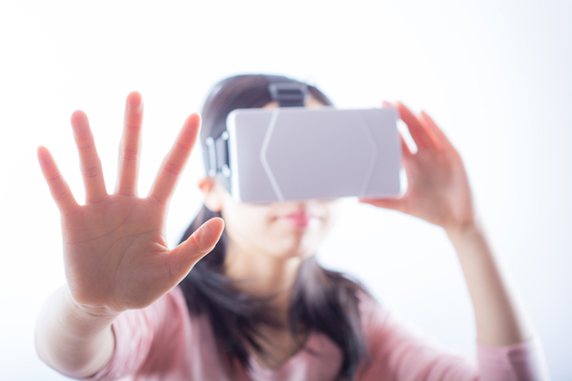 Facebook聯手三星　在機場和購物中心設置VR體驗店