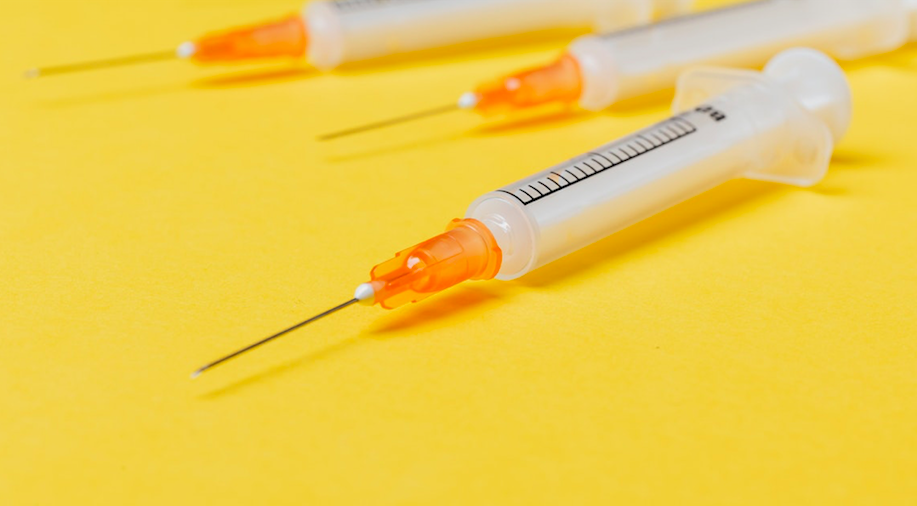 國光新冠疫苗台大醫院一期臨床試驗收70人  估11月進入二期