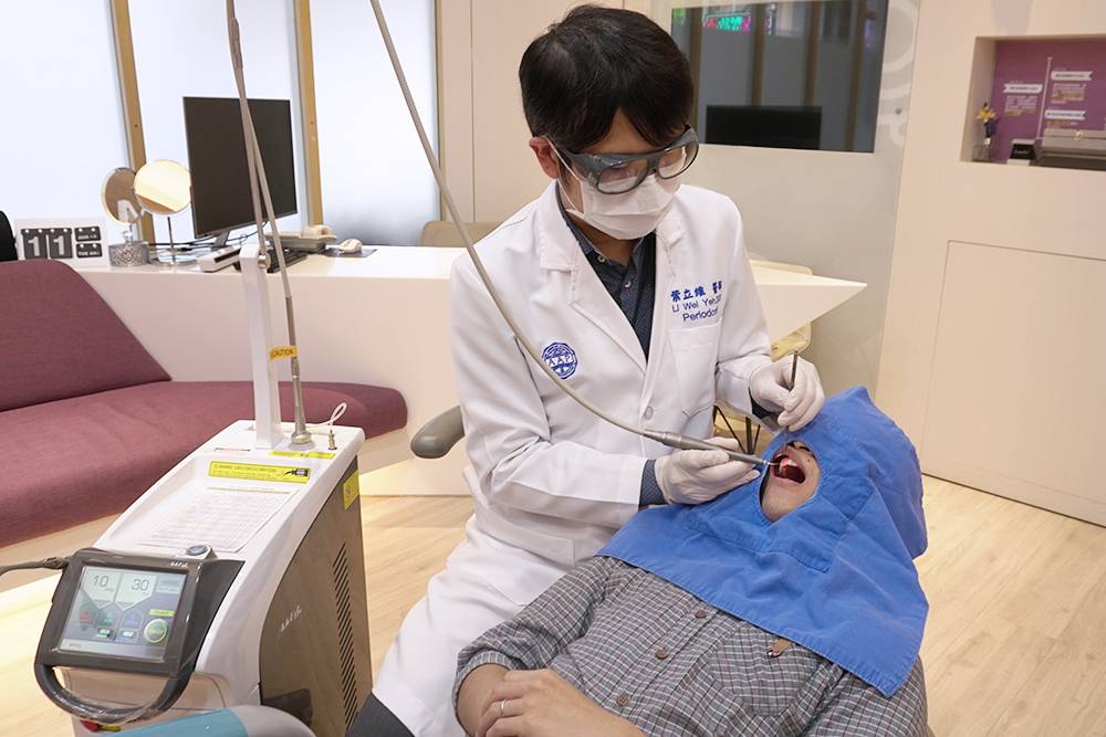 【有影】國人八成有牙周病！醫曝「雷射」成治療新工具