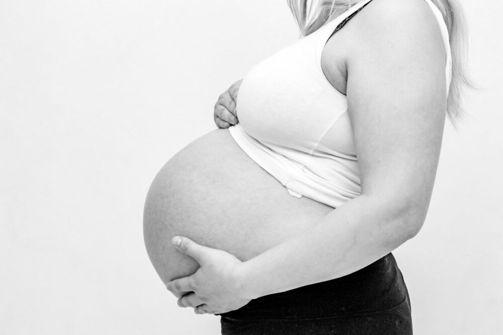懷孕鬧貧血只當營養不足  新手媽產後照暈才知竟是「癌」！