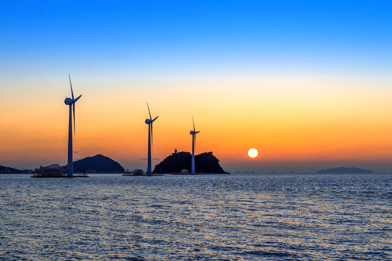 能源／風場與商船航道共存  Y字型航道劃設有利離岸風電發展