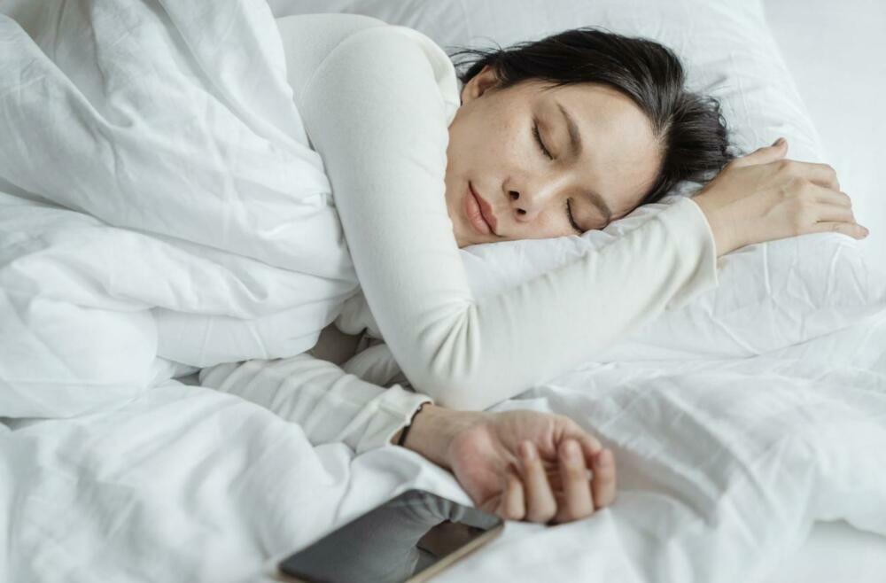 提早1小時上床睡覺   最新研究：可大降23%重度憂鬱症風險