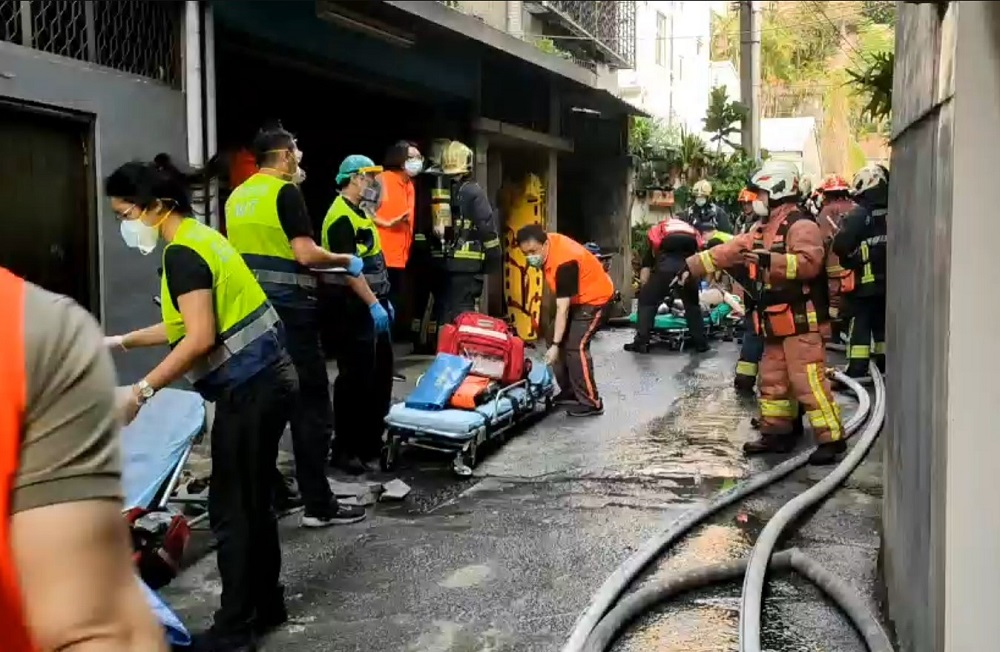 新北民宅清晨火警　驚醒1家5口3人逃生不及 5