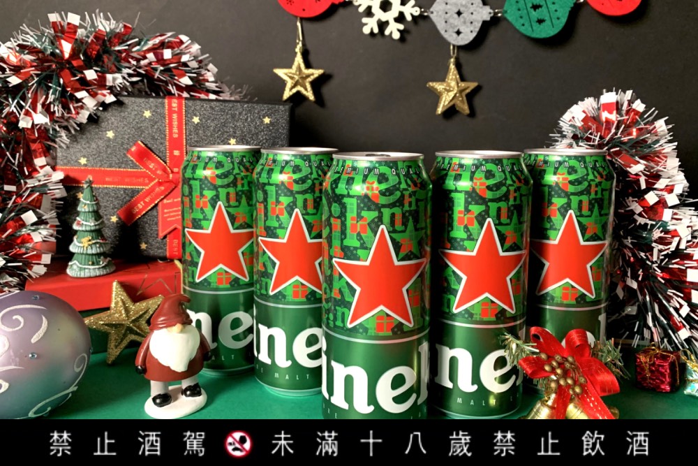 【圖說三】海尼根聖誕星潮罐採經典聖誕禮物圖騰點綴，增添節慶儀式感。 2