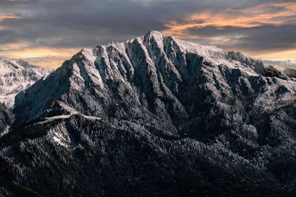 南湖大山躍上BBC報導台灣百岳之美  作品出自22歲的青年登山家林雋
