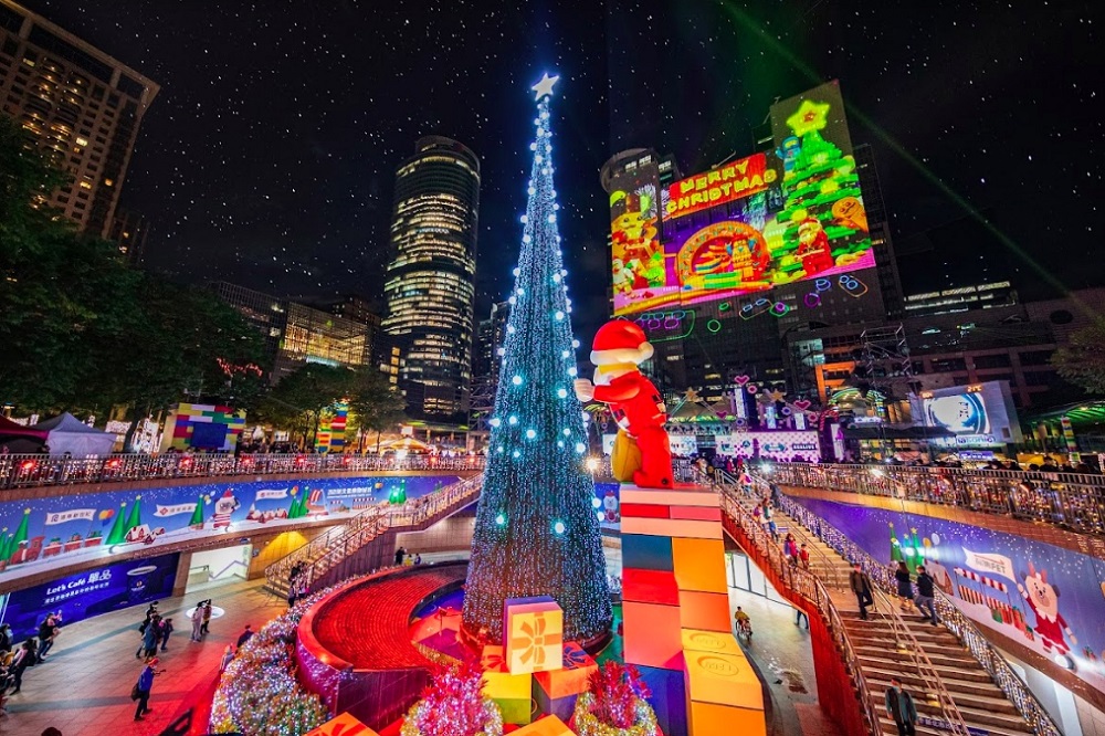 全球令人讚嘆的8棵耶誕樹　新北歡樂耶誕城亞洲唯一上榜