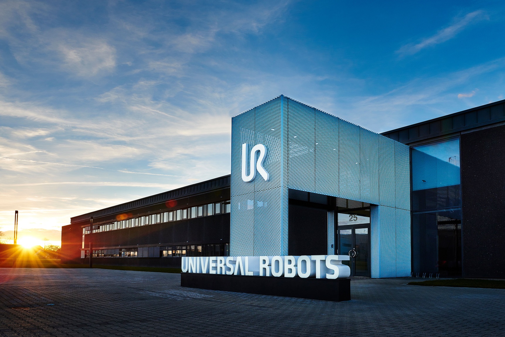 逆勢發威！Universal Robots 2021總營收破3億美元 Q4一週竟可產400台協作型機器人
