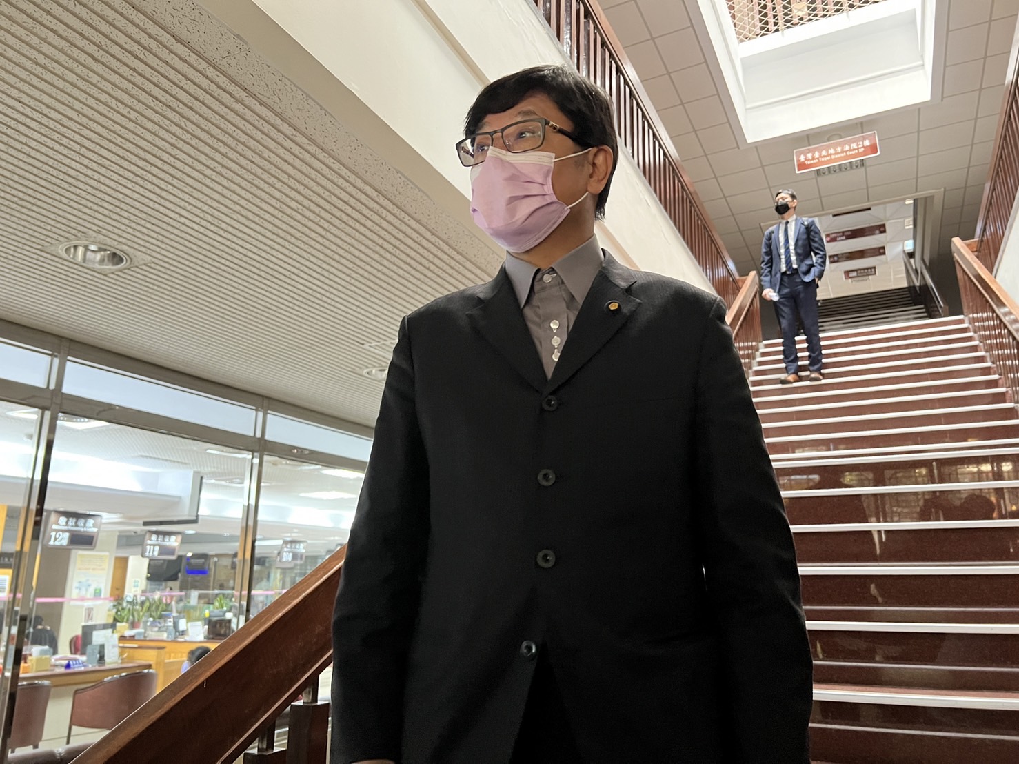 台北地方法院今（4）日針對無黨籍立委趙正宇涉嫌《貪污治罪條例》「財產來源不明罪」，疑涉《稅捐稽徵法》之罪開庭審理。