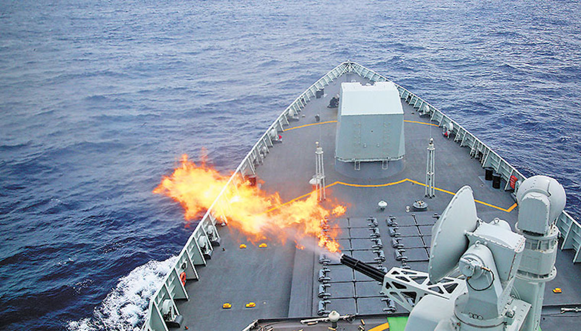 圖為中共解放軍南部戰區海軍開展遠海聯合訓練。