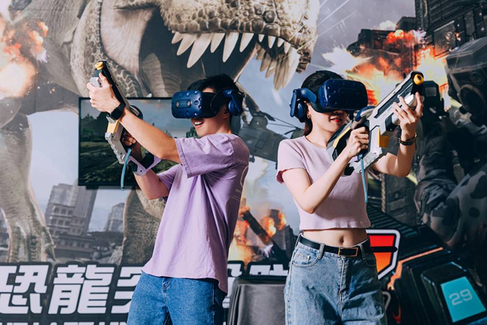 Fun暑假囉！台南遠東推VR沉浸體驗、凱撒與東森購物OMO異業合作
