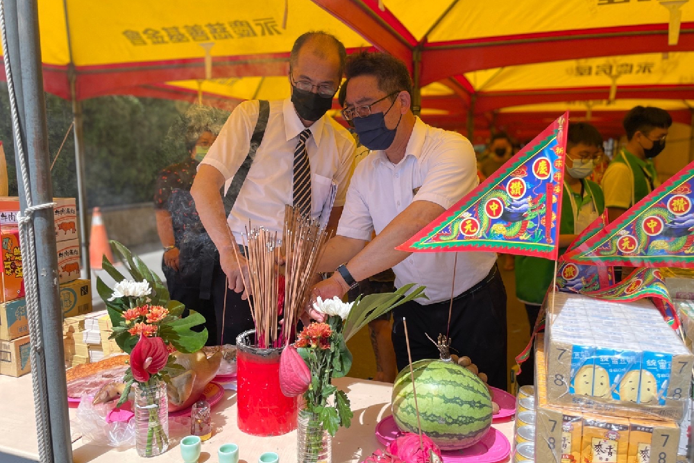 低碳普渡紙錢集中燒 永慶房屋挺社區度中元 5