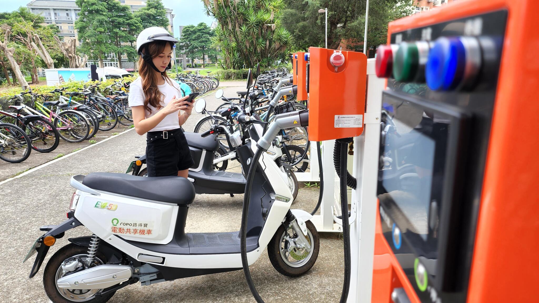 盼解決師生交通問題！暨南大學啟動校園快充共享電動機車專案 11