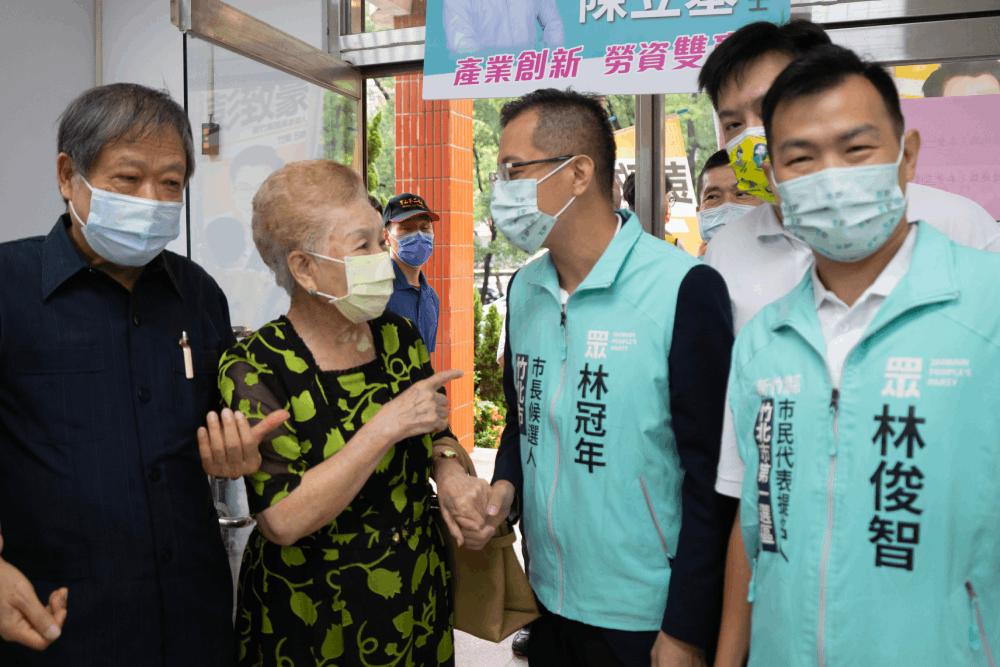 城市規劃師林冠年登記參選竹北市長 范振宗、柯媽媽到場加油 11