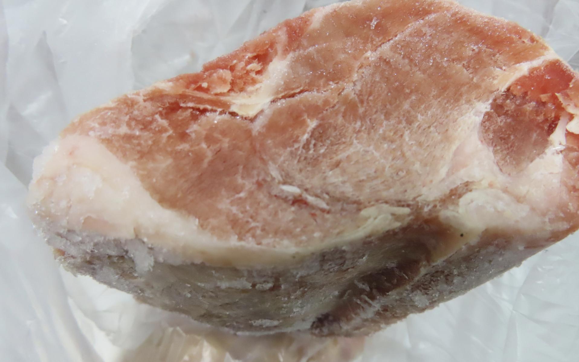 2年來首見進口豬肉違規！   食藥署扣西班牙「冷凍去骨豬肉」上萬公斤