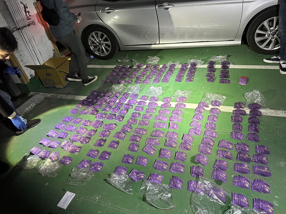 立體停車場交易毒品　北市警南下雲林查獲逾2000咖啡包