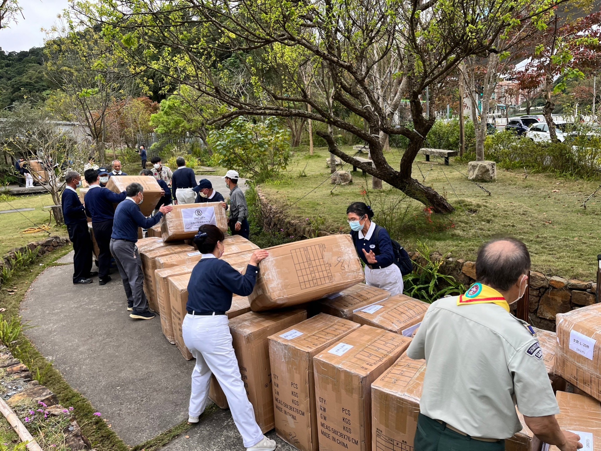 上萬台灣志工打包3萬箱物資  以愛援助土國賑災