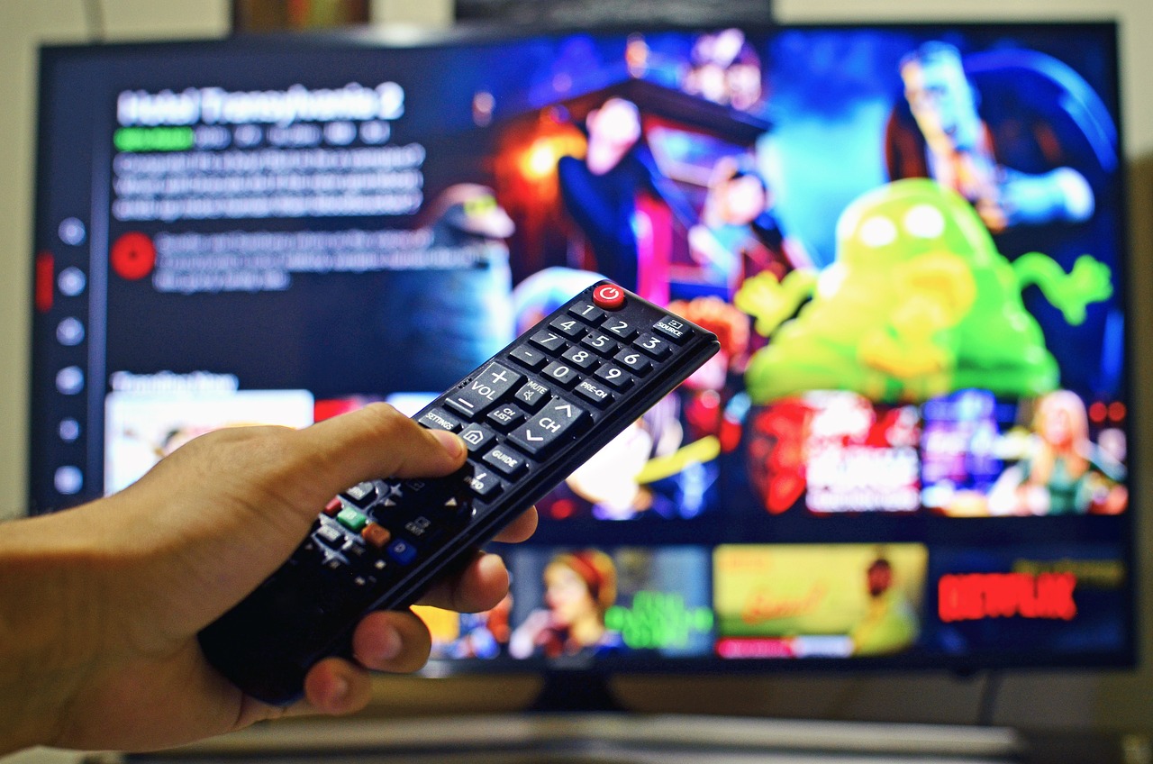 NCC公布111年傳播市場調查 15.35％主要收視來源為OTT TV、平均每月付270元訂閱