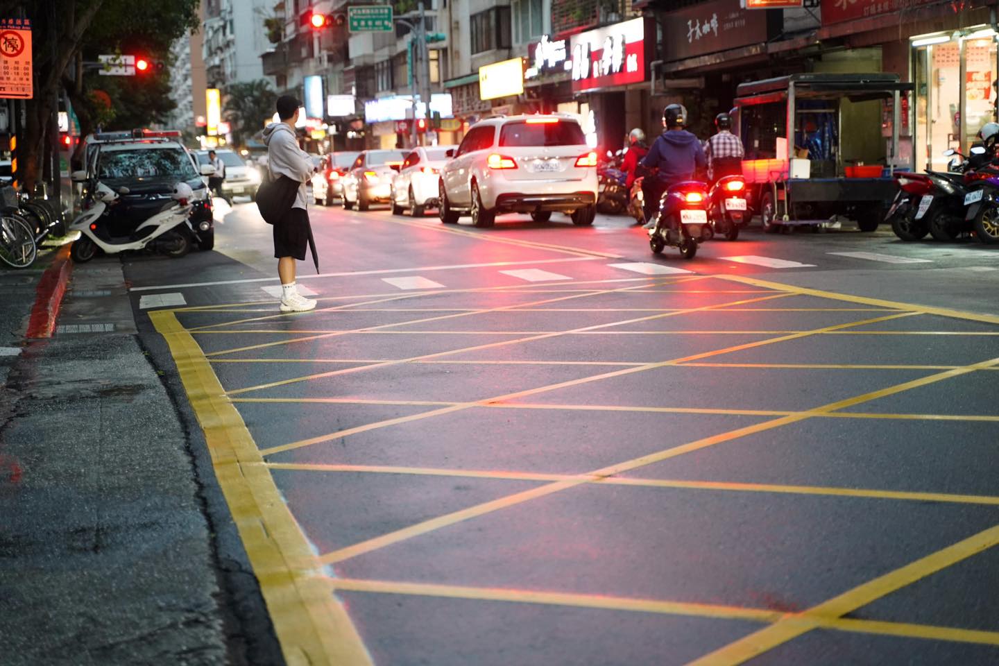 松信區學校周圍交通事故多！許淑華會勘要市府改善道路設計 17