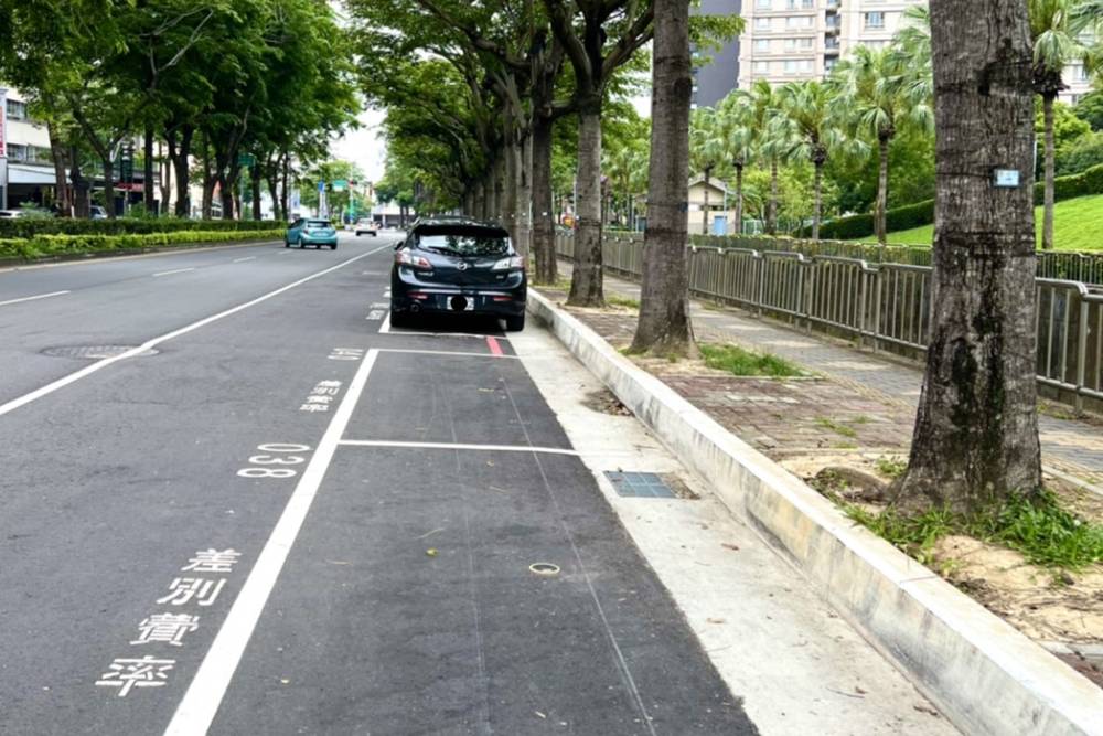 台中智慧停車「黑色餅乾」紅國際 議員促：提高周轉率 299