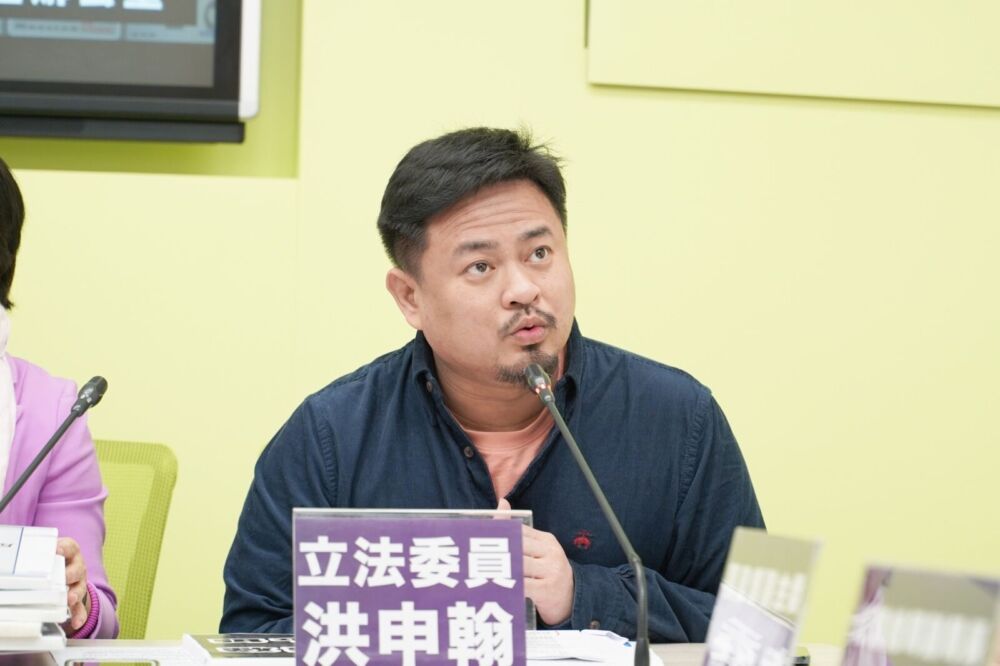 農委會升格農業部 洪申翰籲「國民黨與民眾黨放過台灣農業」 301