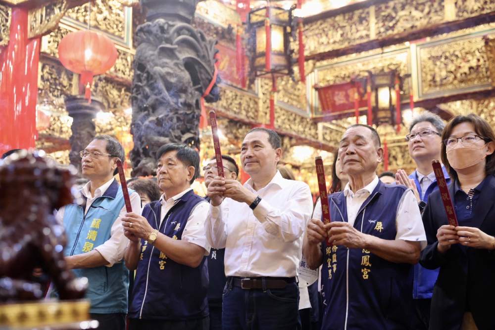 侯友宜訪屏東不見周典論 女兒周佳琪：挺國民黨提名人 327