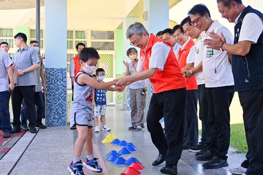 「0到6歲國家一起養」 陳揆：今年預算增加至1100億 9