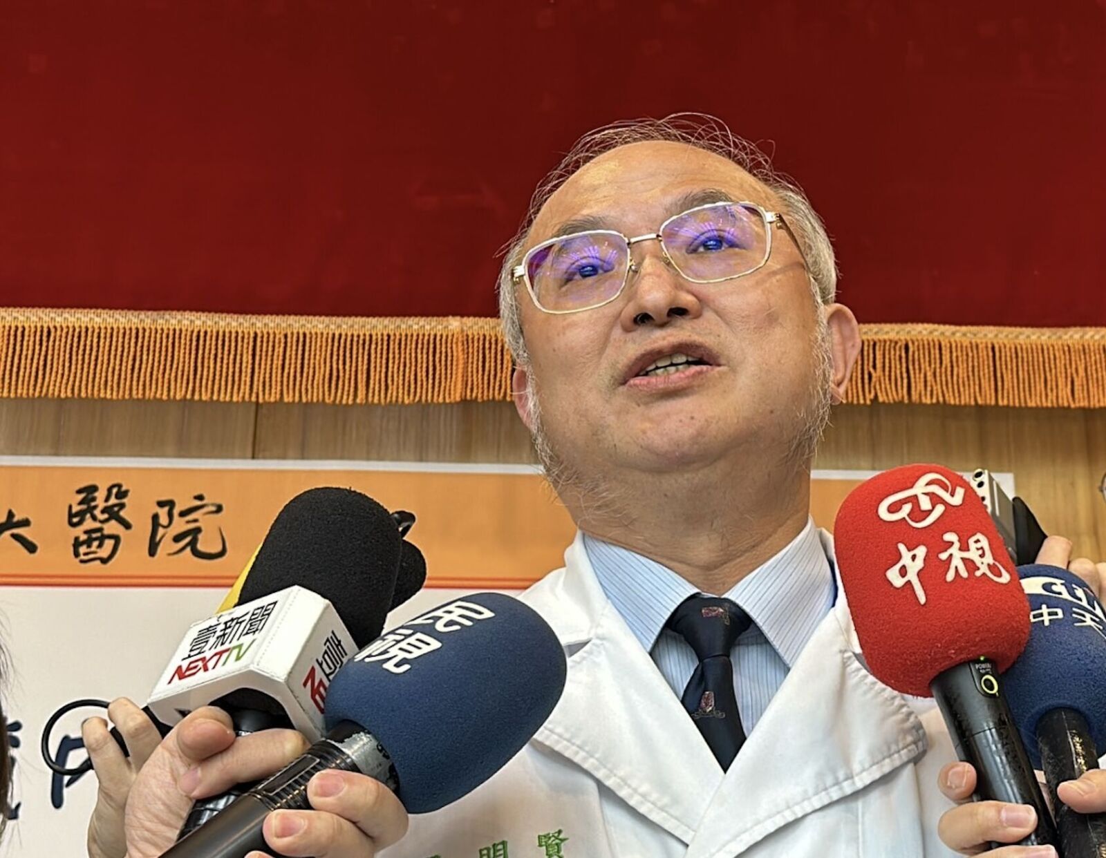台灣再奪全球醫療保健第一   台大院長一句「血汗醫護的成果」戳破真相