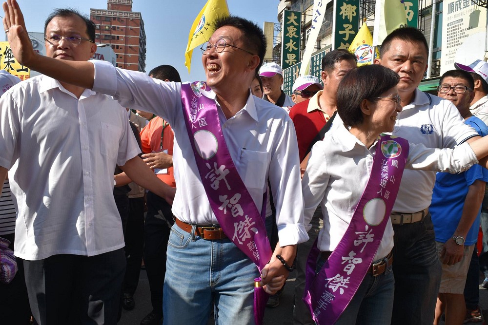 藍營明闖關花東快和環島高鐵 賴瑞隆、許智傑批：國會暴力多數侵犯行政權 11