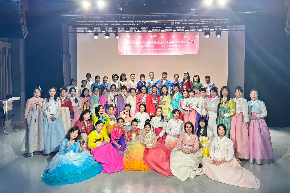 【有影】讓世界看見旗袍之美 台灣世界旗袍協會前進釜山締結姐妹會 15