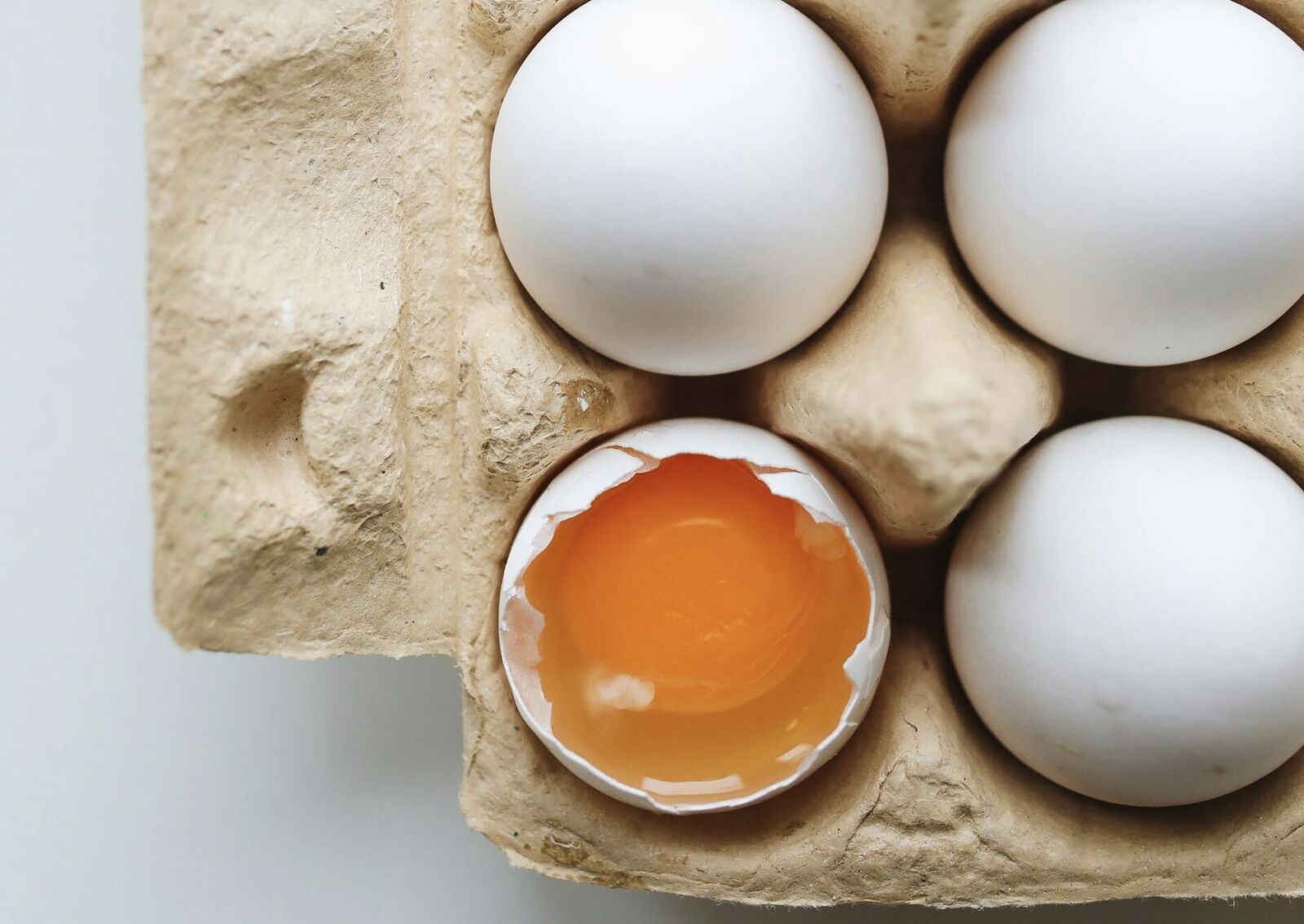 蛋價跌該「報復性吃蛋」？ 台大營養師：一天1顆為限！多了有2隱憂 5