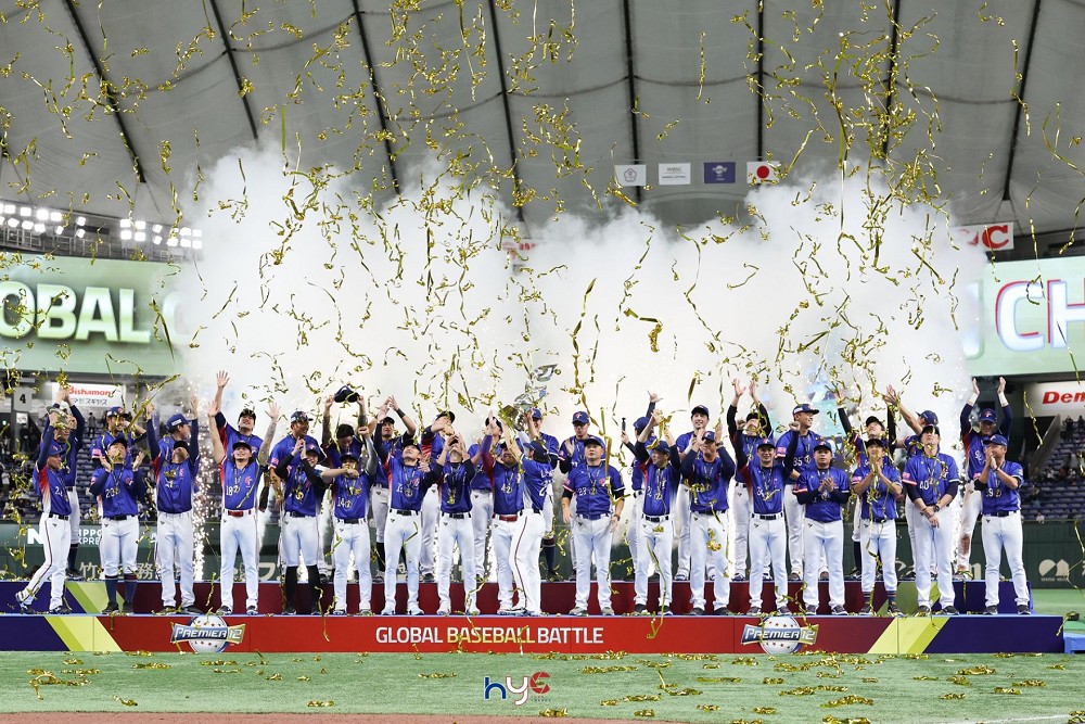 陳傑憲、陳晨威及黃子鵬都念高雄學校　陳其邁：加發國光獎章、獎金 11