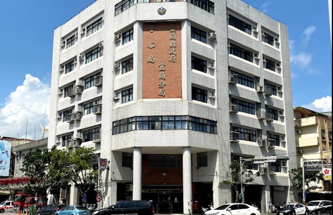 宜蘭惡警叫雞快活　完事亮出身分搶回「召妓費」 69