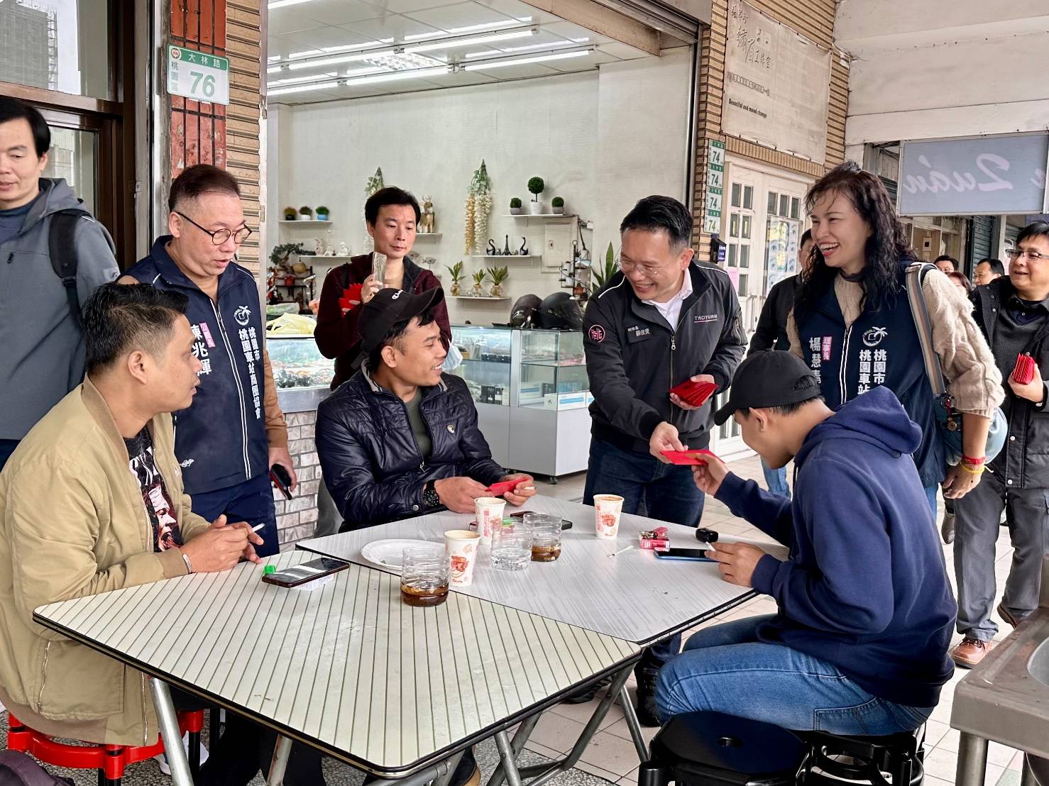 3成移工曾遭詐騙　蘇俊賓年節桃園後站分送阻詐福袋 19