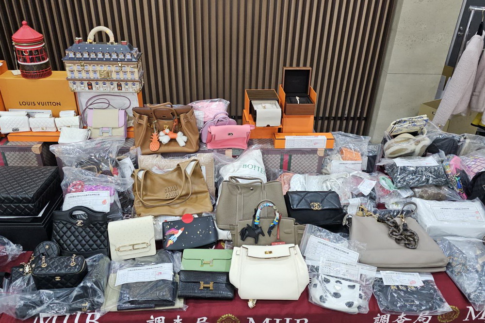 大額便宜機票投資訛台雅集團前董座　調查局查獲藍寶堅尼等豪車 11