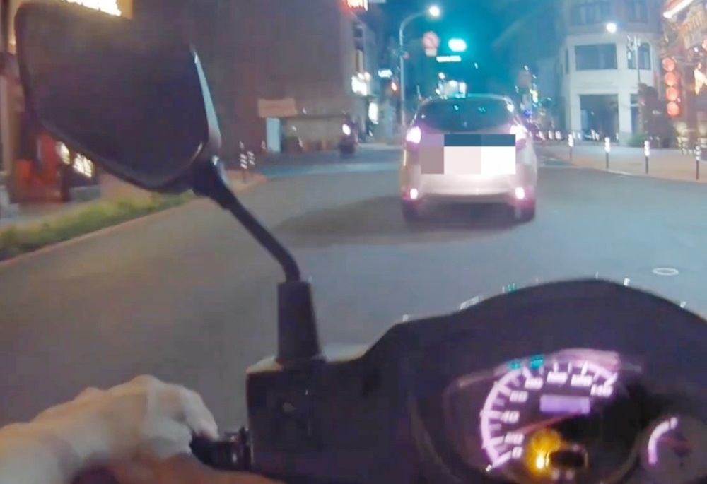 通緝犯拒檢沿途狂飆逃竄 勇警負傷圍捕逮毒蟲 通緝犯拒檢沿途狂飆逃竄 勇警負傷圍捕逮毒蟲