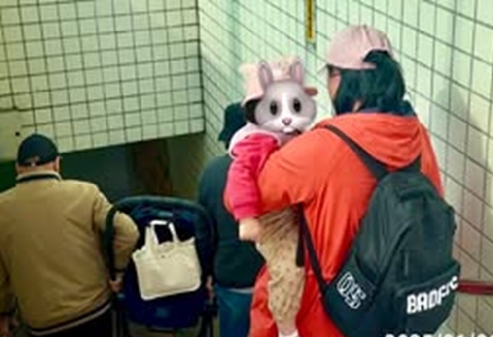 危險路口增設「按壓式號誌」 劉哲彰為行動不便者開闢安心通道 11 248250722a05