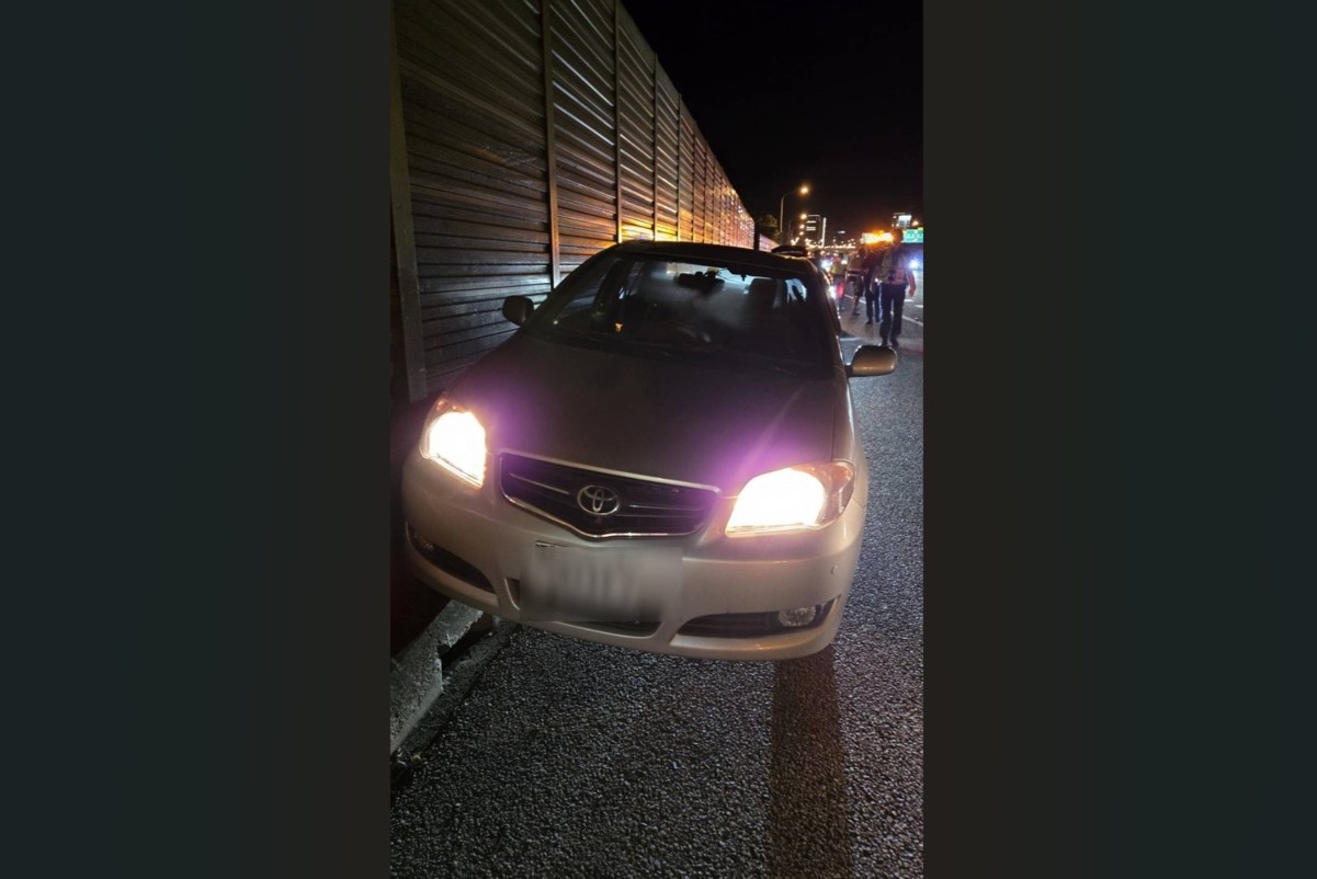 詭異 48歲駕駛國道摔出車外8車輾過身亡 詭異 48歲駕駛國道摔出車外8車輾過身亡