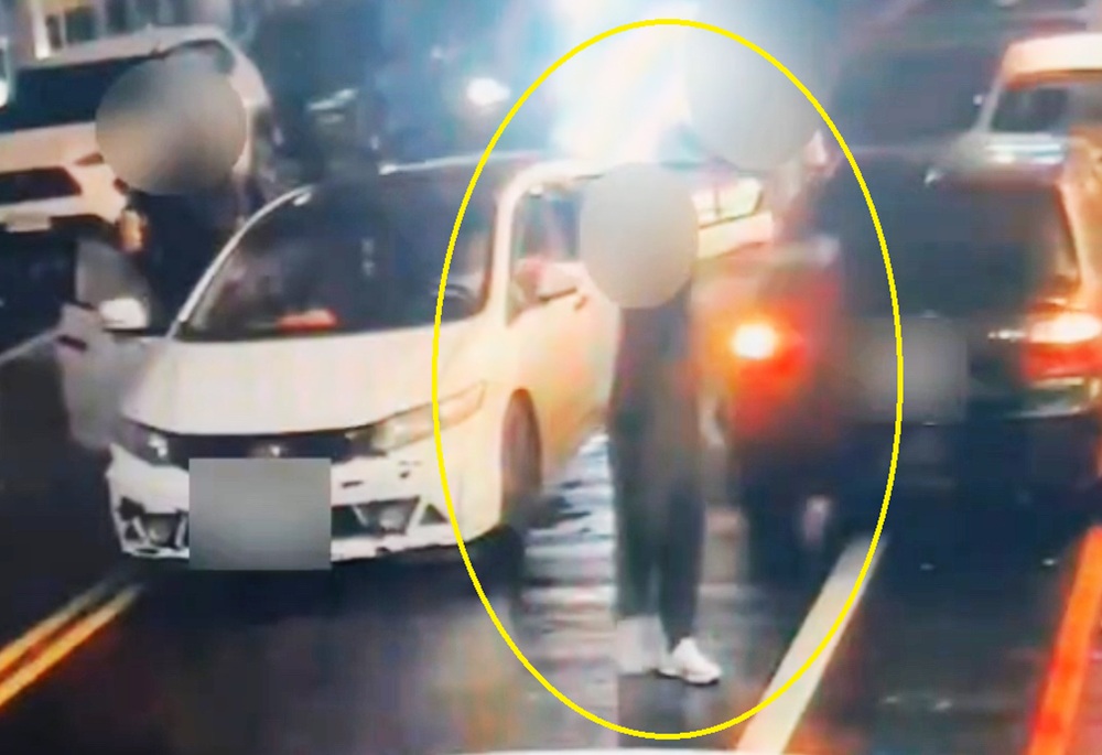 債務糾紛找嘸人 莽男持空氣槍掃射KTV洩憤 債務糾紛找嘸人 莽男持空氣槍掃射KTV洩憤