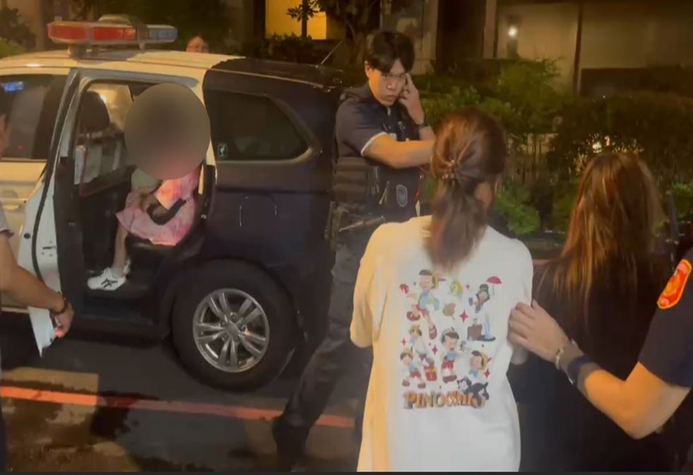 桃園鐵皮屋成淫窩 警破門逮9泰女還有變性人 12 248250805a05