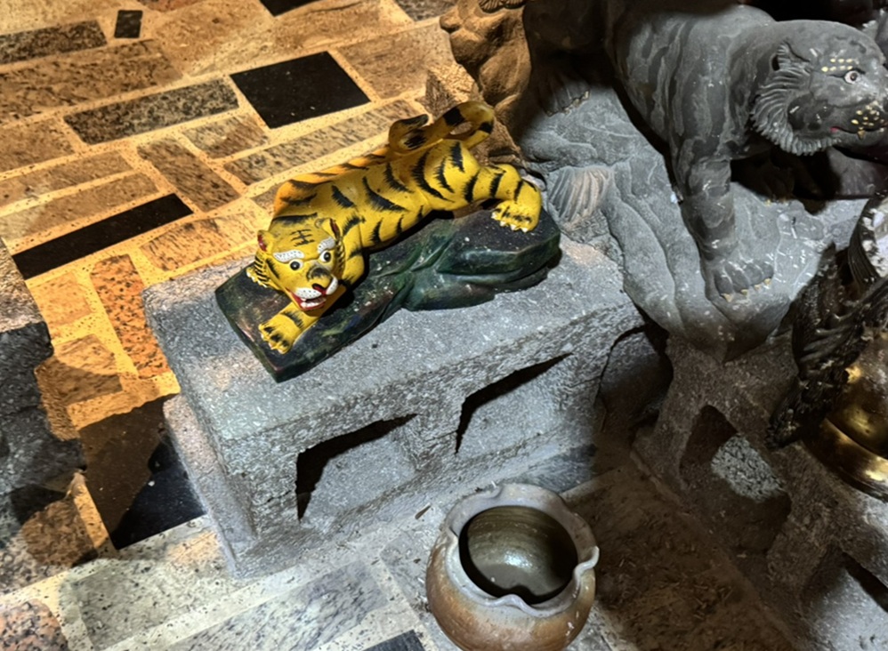 偷錢母燒金紙 44歲婦連闖2宮廟搞怪涉竊 偷錢母燒金紙 44歲婦連闖2宮廟搞怪涉竊