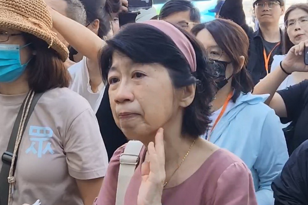 陳佩琪開庭暴走　法檯咆哮遭管束