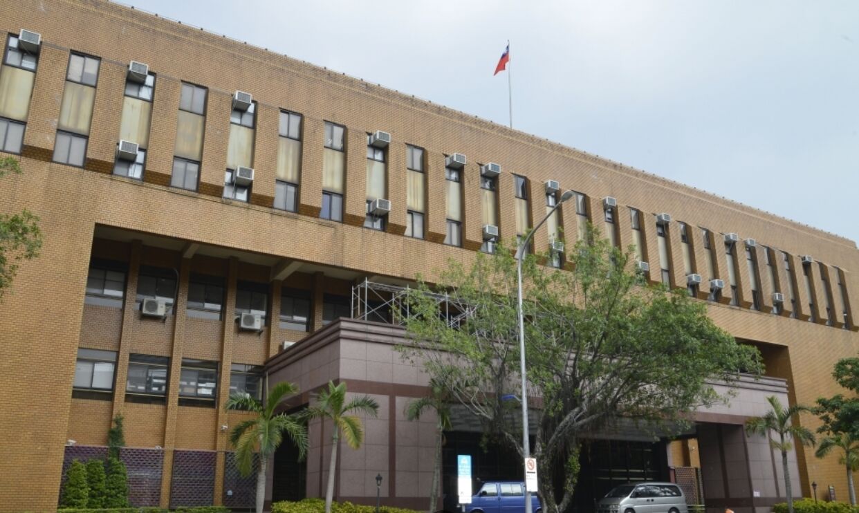 印尼看護照顧失智母 禽獸雇主硬上「我不會射在裡面」 印尼看護照顧失智母 禽獸雇主硬上「我不會射在裡面」