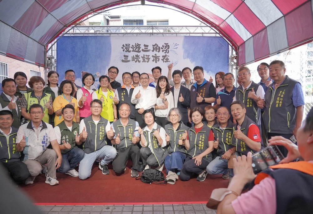 三峽市場換新裝 林金結讚侯友宜重視民眾需求 三峽市場換新裝 林金結讚侯友宜重視民眾需求